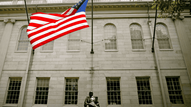 Sofia, une Algérienne surdouée aux USA : le récit de son père