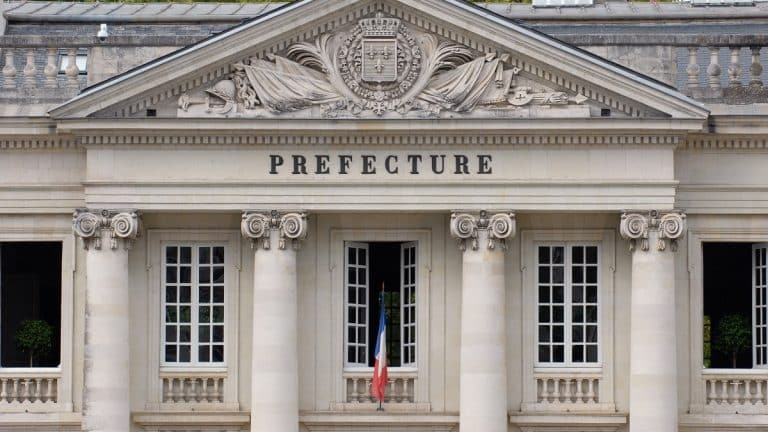 France : une Algérienne se bat pour son titre de séjour et fait plier sa préfecture