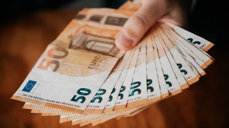 Devises en Algérie : l’euro en hausse face au dinar