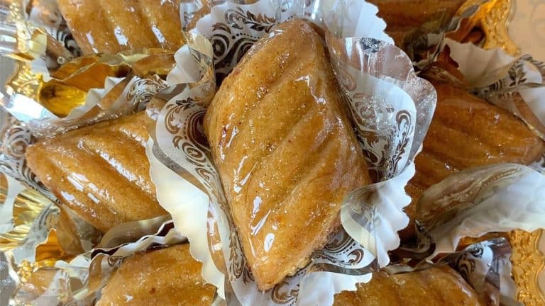 Une pâtisserie algérienne traditionnelle au cœur de Paris