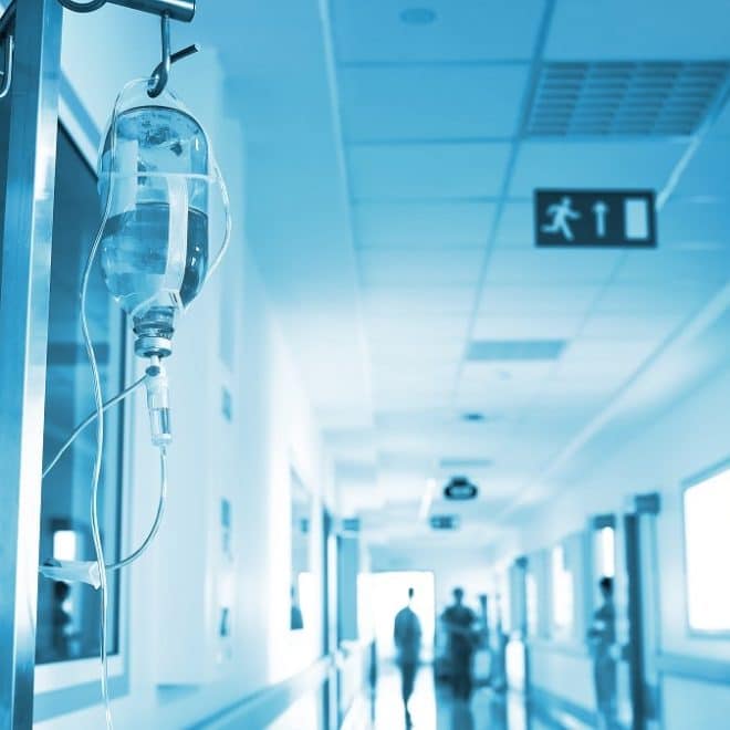 Médecins algériens en France : vers une simplification de l’installation