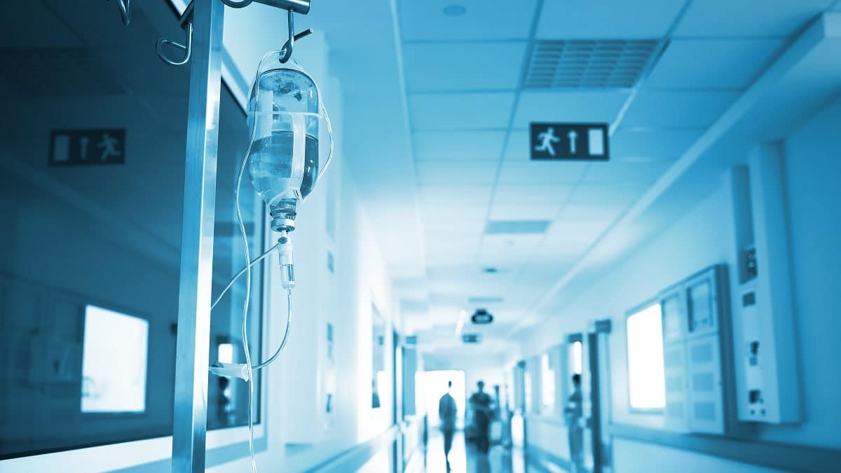 Médecins algériens en France : vers une simplification de l’installation