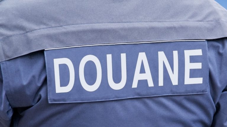 Vidéo. Douane algérienne : saisie exceptionnelle sur un voyageur vers la France