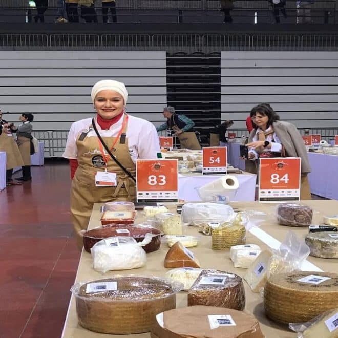 Produits algériens : une fromagère rejoint la Guilde internationale des fromagers