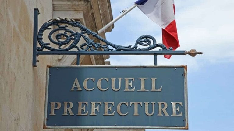 Titre de séjour : un Algérien gagne son bras de fer contre sa préfecture