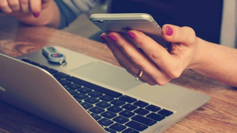 Algériens de l&rsquo;étranger : l&rsquo;ouverture de comptes bancaires à distance bientôt facilitée