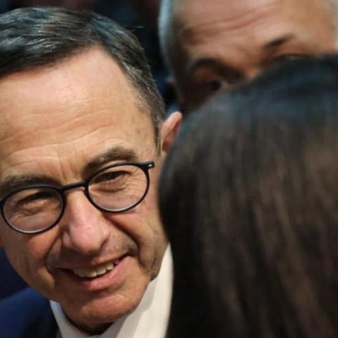 Passeport algérien pour sans-papiers en France : Retailleau crie au scandale