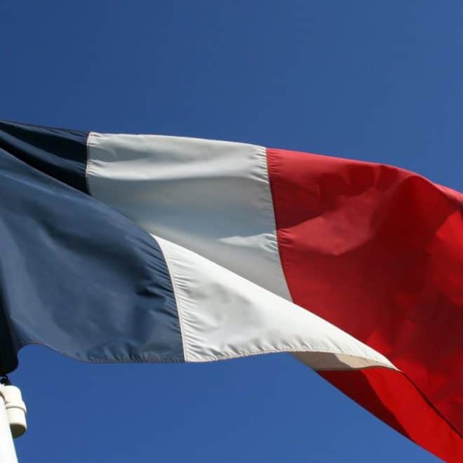 France : un élu franco-algérien attaqué par des médias marocains